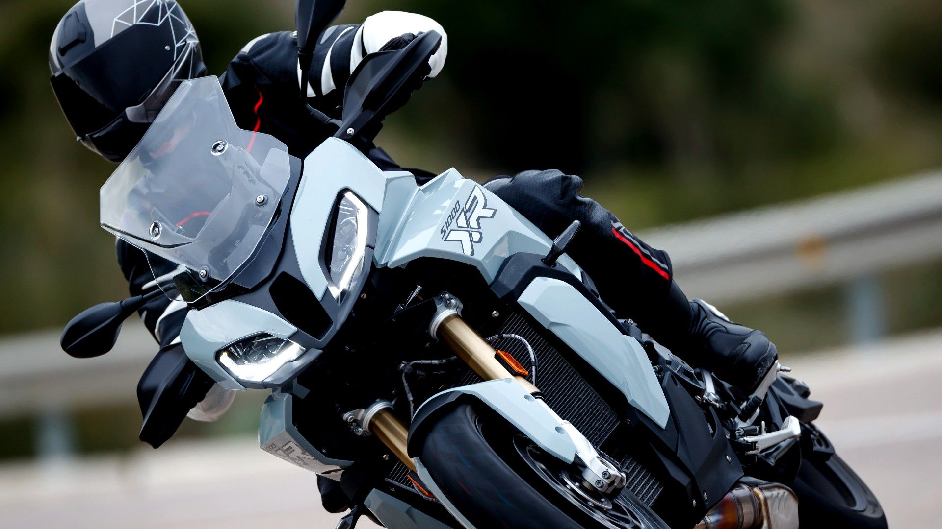 Planning To Buy A BMW Motorcycle? Here’s A Party-Pooper You Didn’t Expect