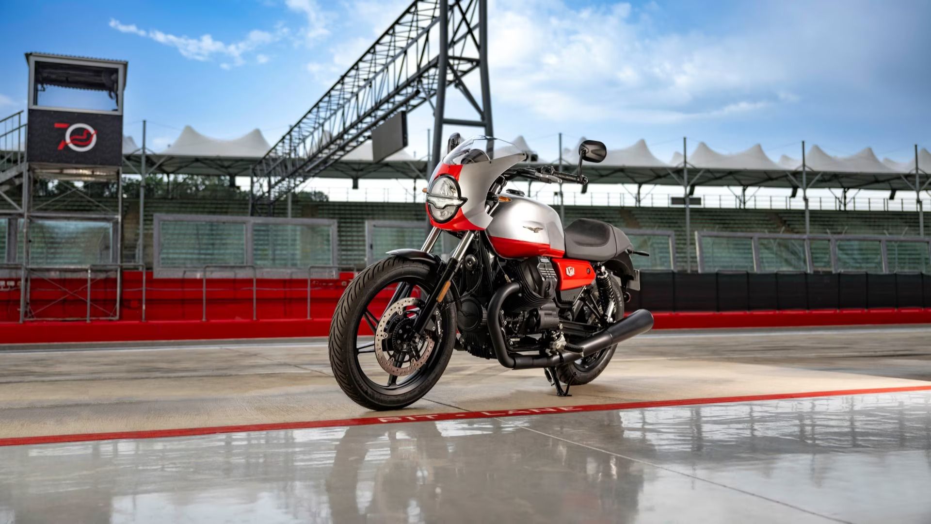 Moto Guzzi V7 Stone Becomes A Sporty Cafe Racer For 2024