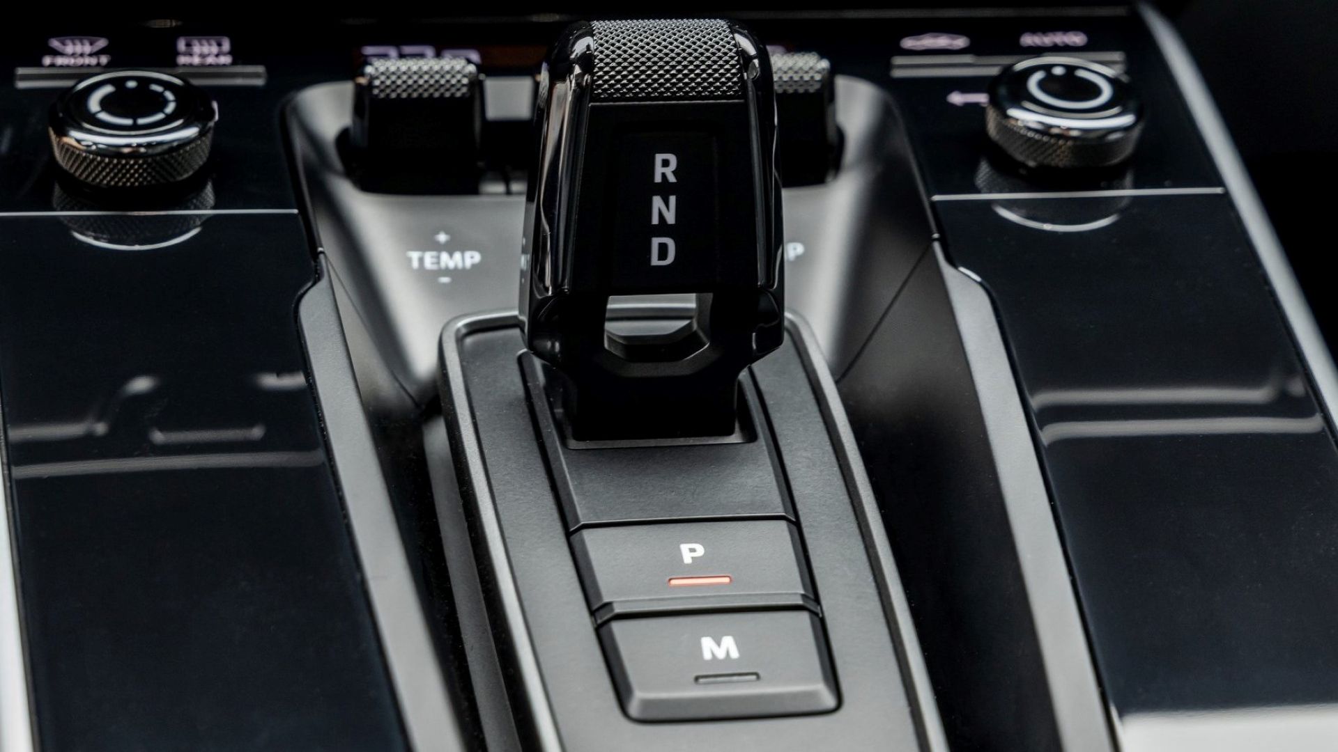 Mudança automática PDK do Porsche 911 Turbo 2021