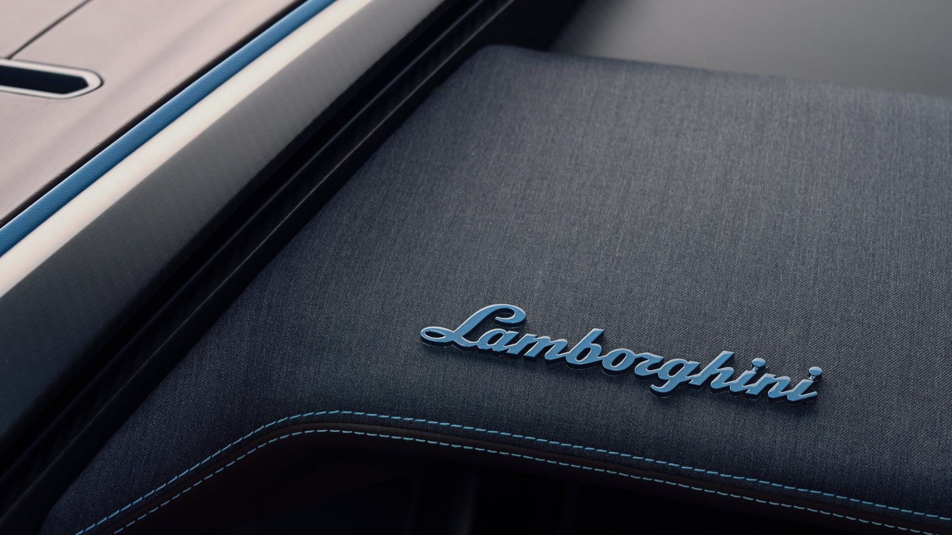 Interior Konsep Peluncur Lamborghini