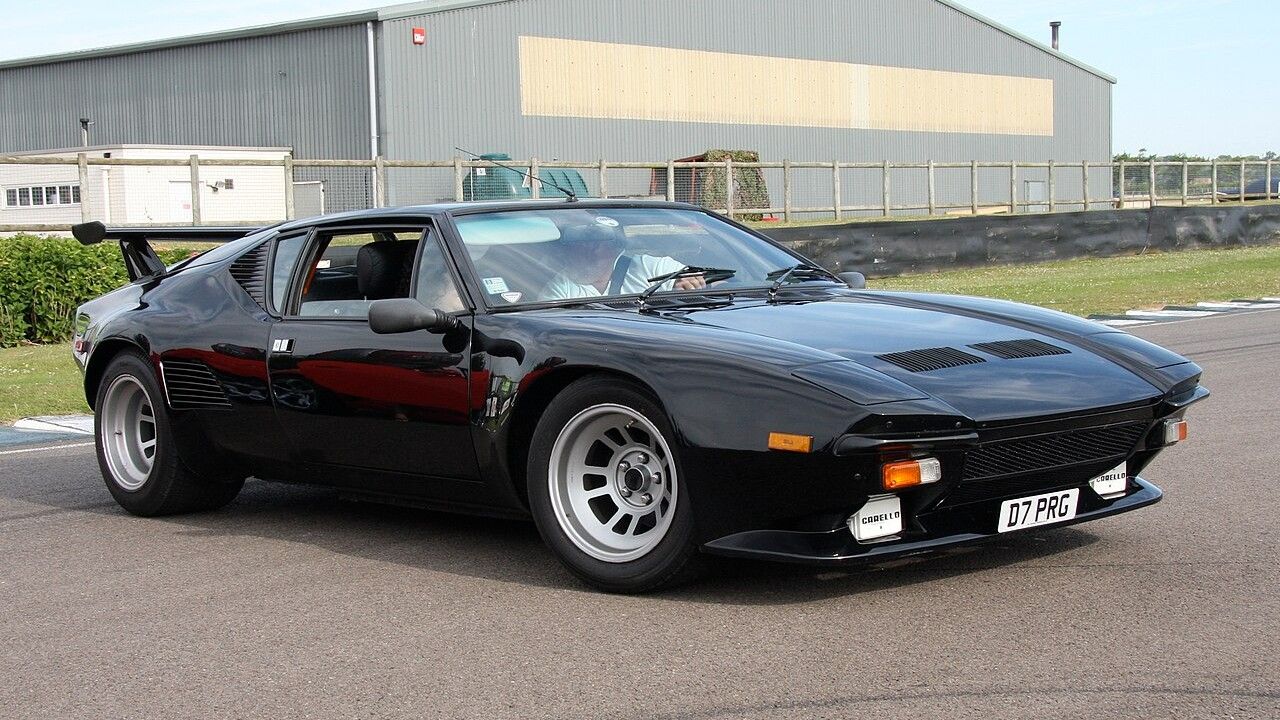 Preto De Tomaso Pantera GT5-S