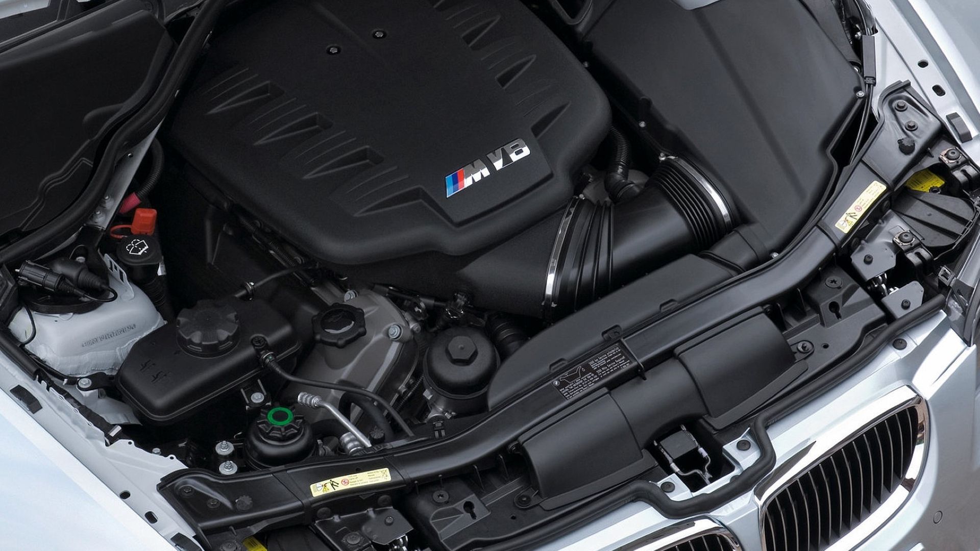 O V-8 no BMW M3 Sedan 2008