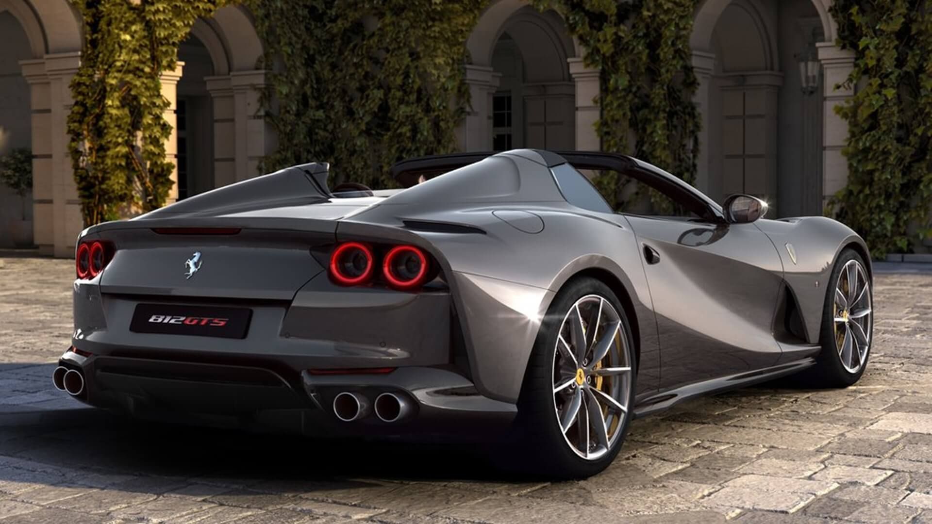 Ferrari 812 GTS