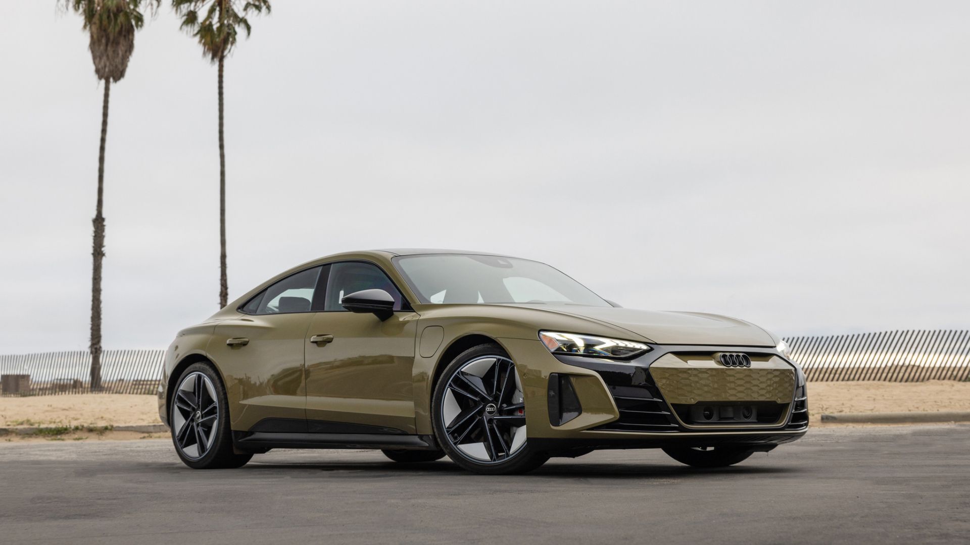 Exterior Tático Verde 2023 Audi RS e-Tron GT