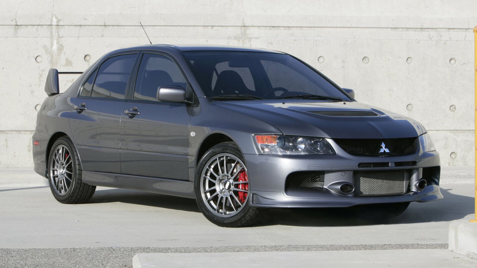 Mitsubishi-Lancer_Evolução