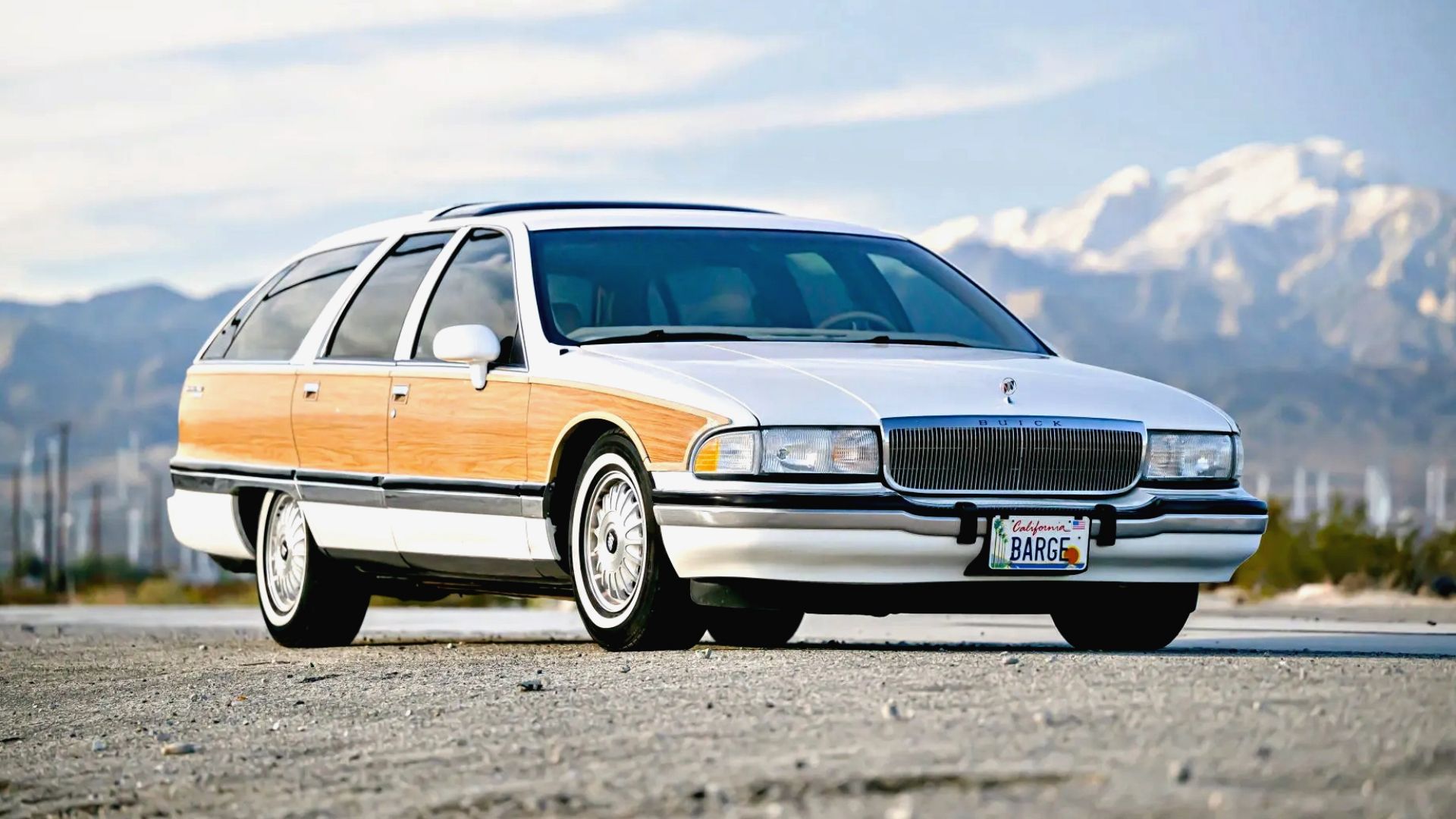 Vagão Buick Roadmaster branco 1992