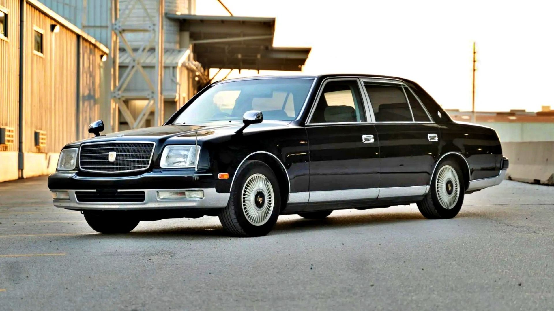 Black 1997 Toyota Century