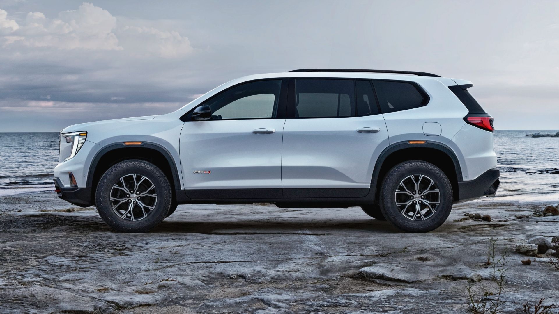 Branco 2024 GMC Acádia