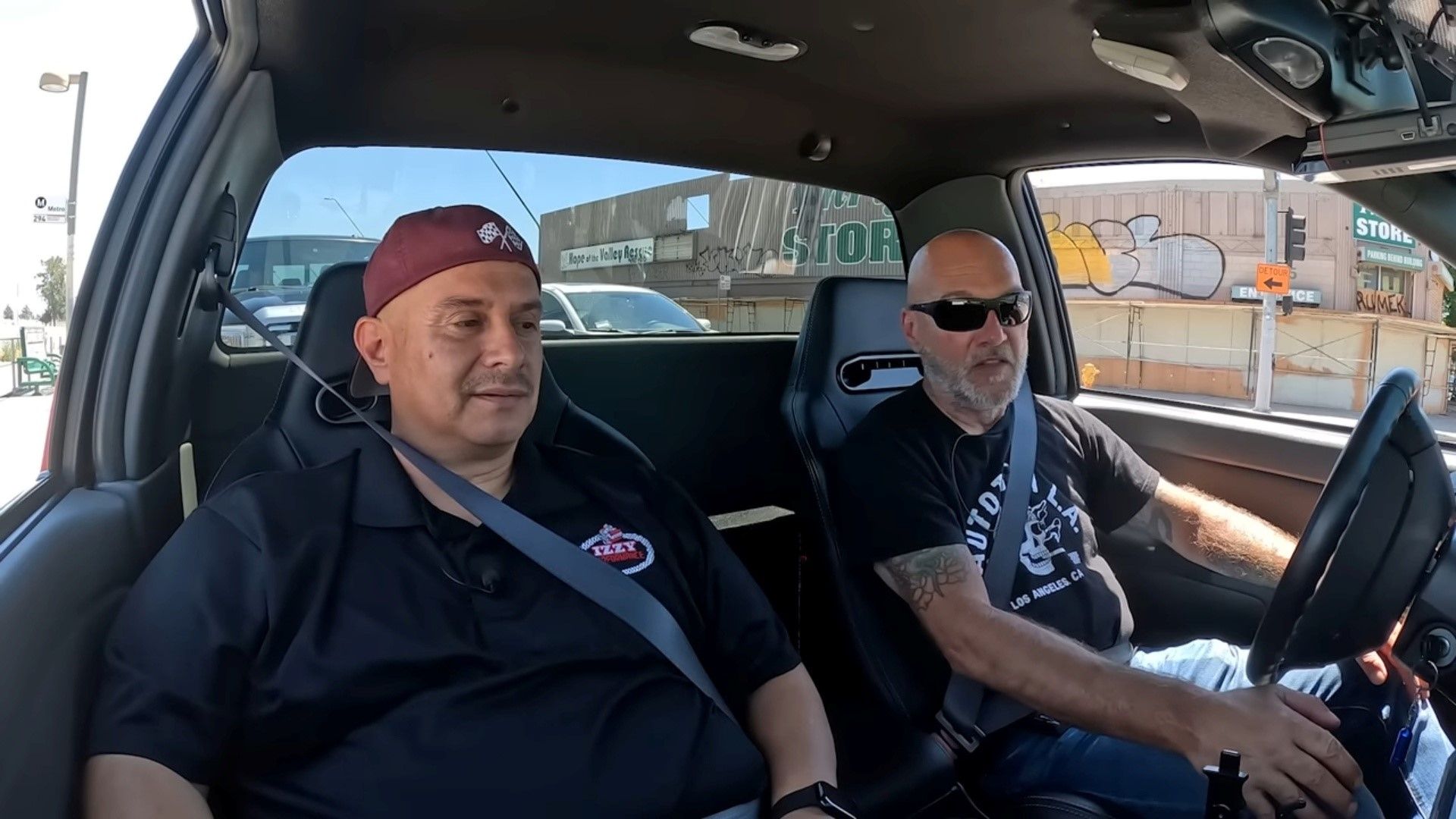 Izzy Venezuela e Shawn Davis