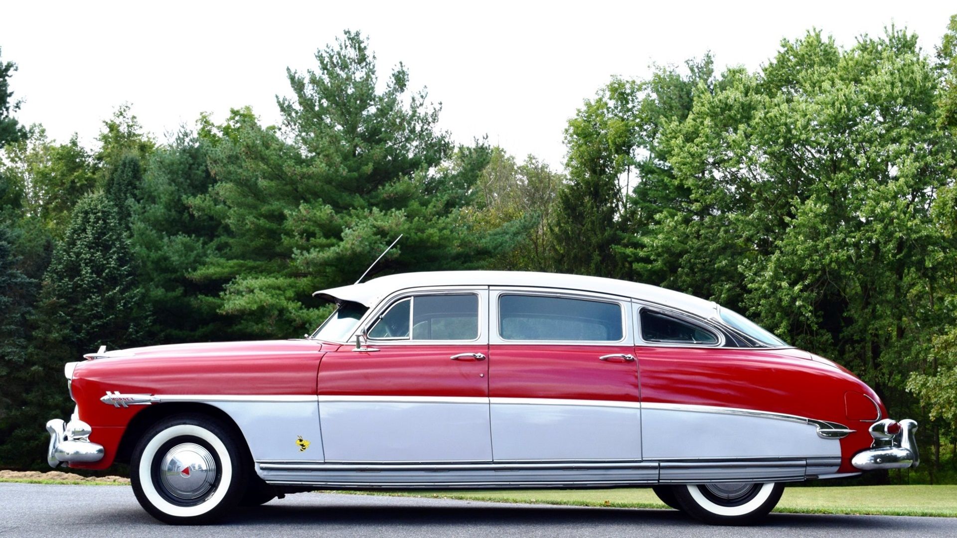 Sedã Hudson Hornet 1951