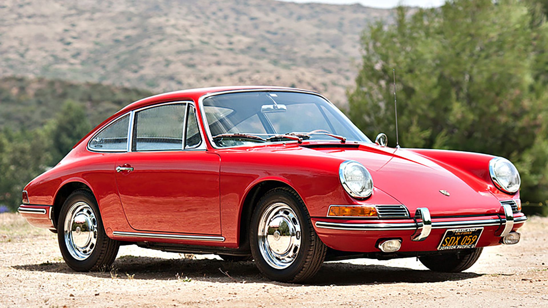 A red 1964 Porsche 911