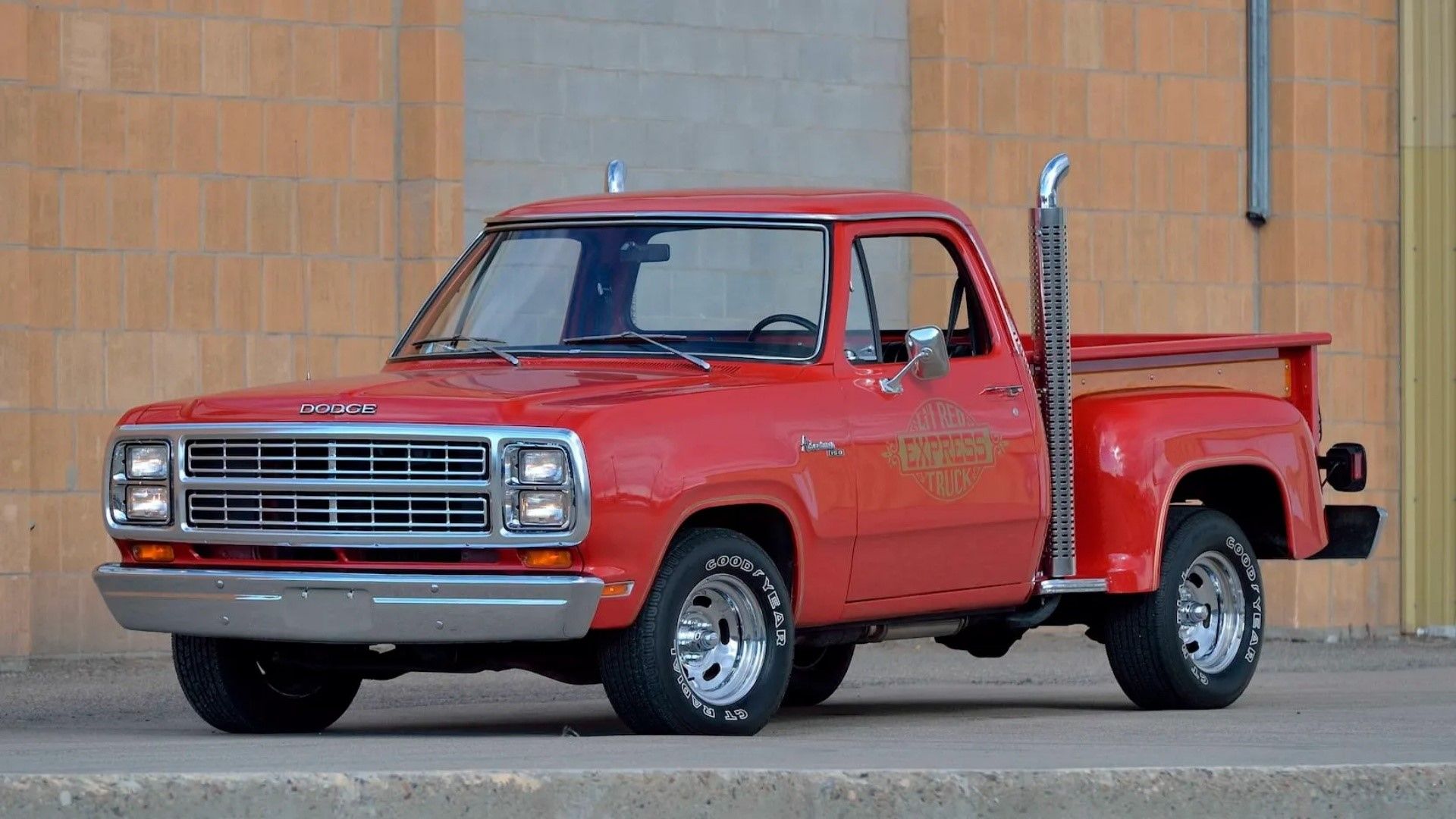 1979 Dodge Lil Red Expresso (2)