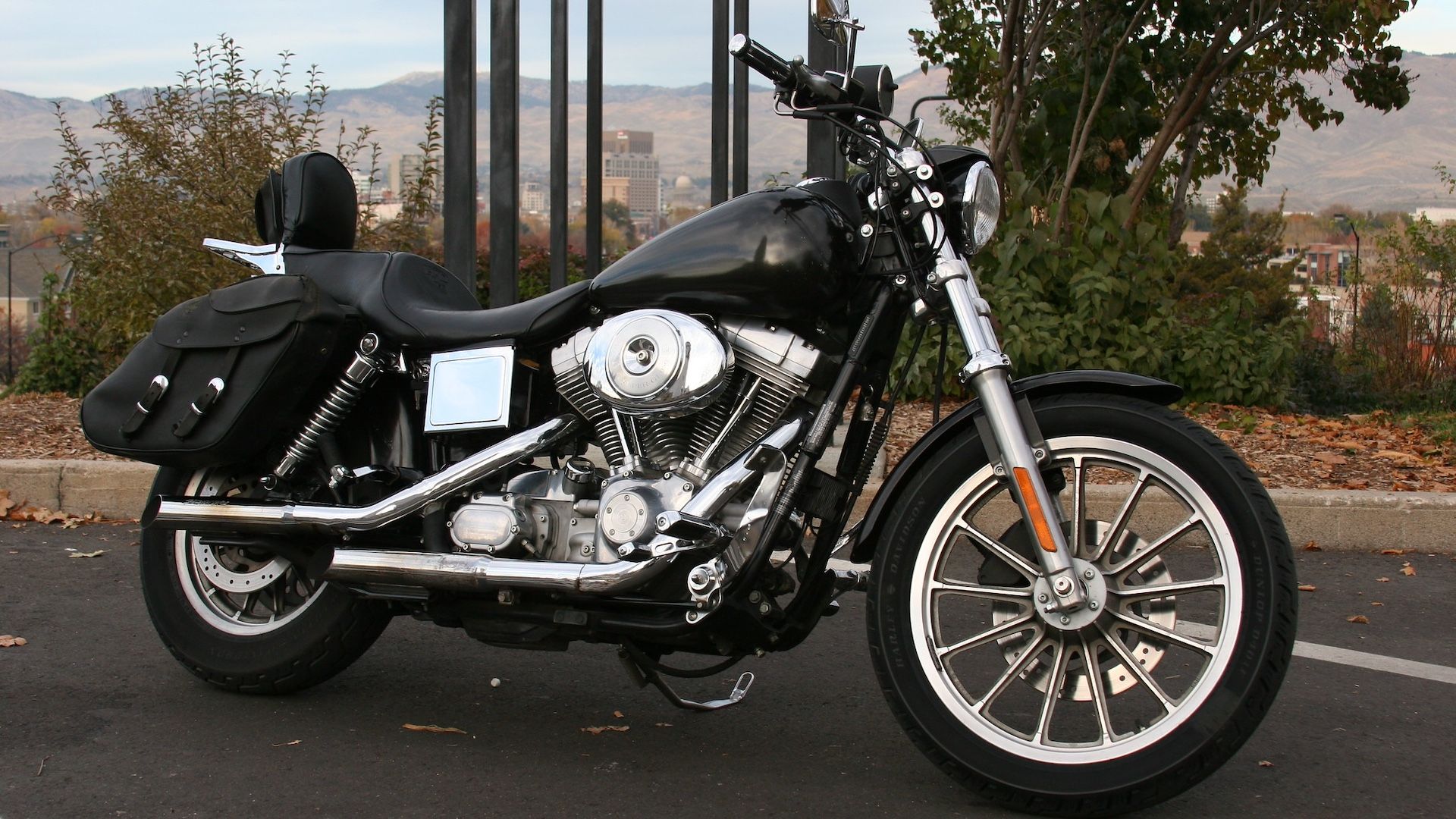 10 Harley-Davidson Bikes From The 90s That Are Worth Buying