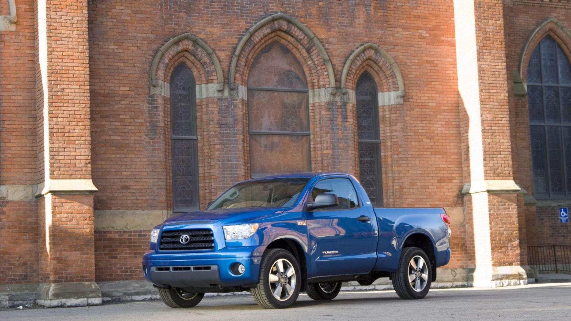 Toyota Tundra 2008 com pacote de aparência esportiva 