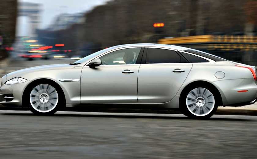 2010 Jaguar XJ
