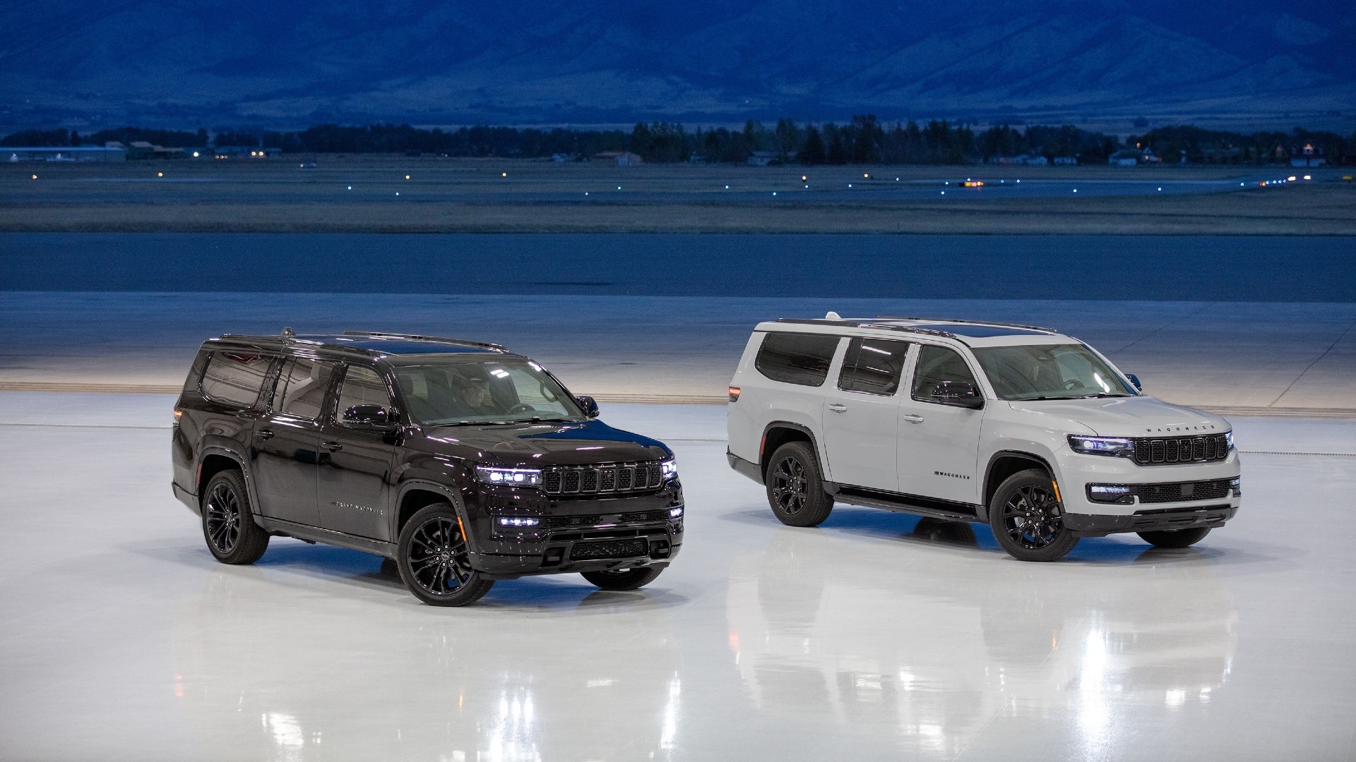2023 Grand Wagoneer L e Grand Wagoneer