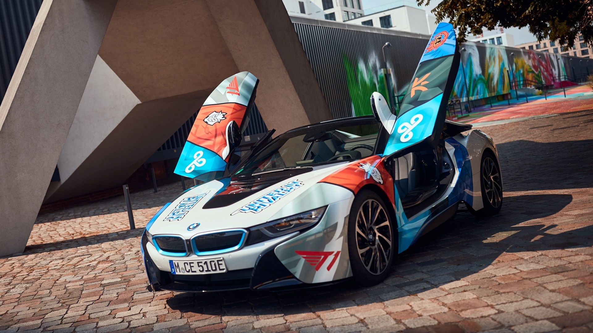 BMW i8 Roadster Berlin Brawl estacionado