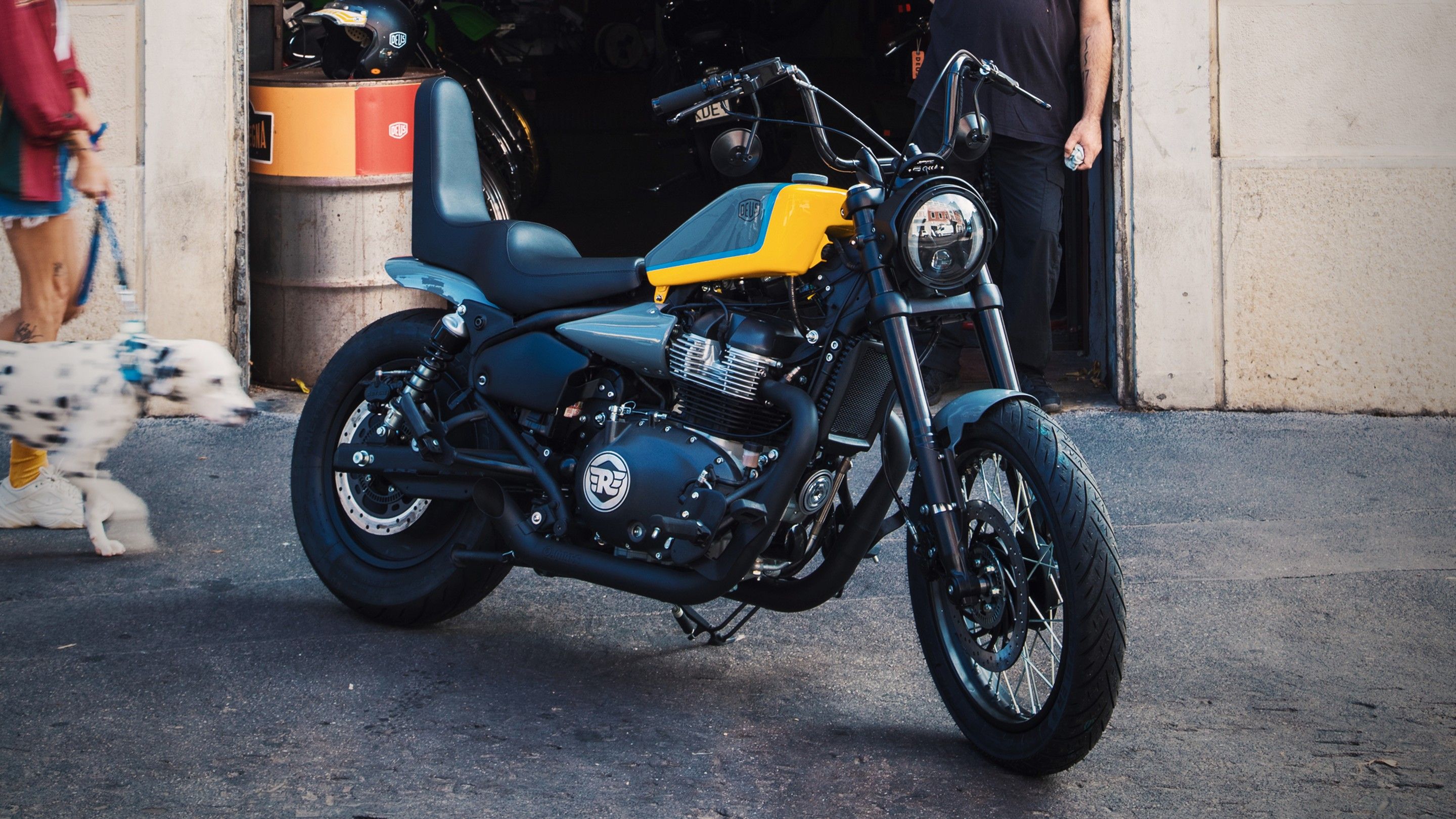 Heres A Custom Royal Enfield Super Meteor 650 Inspired By American Choppers