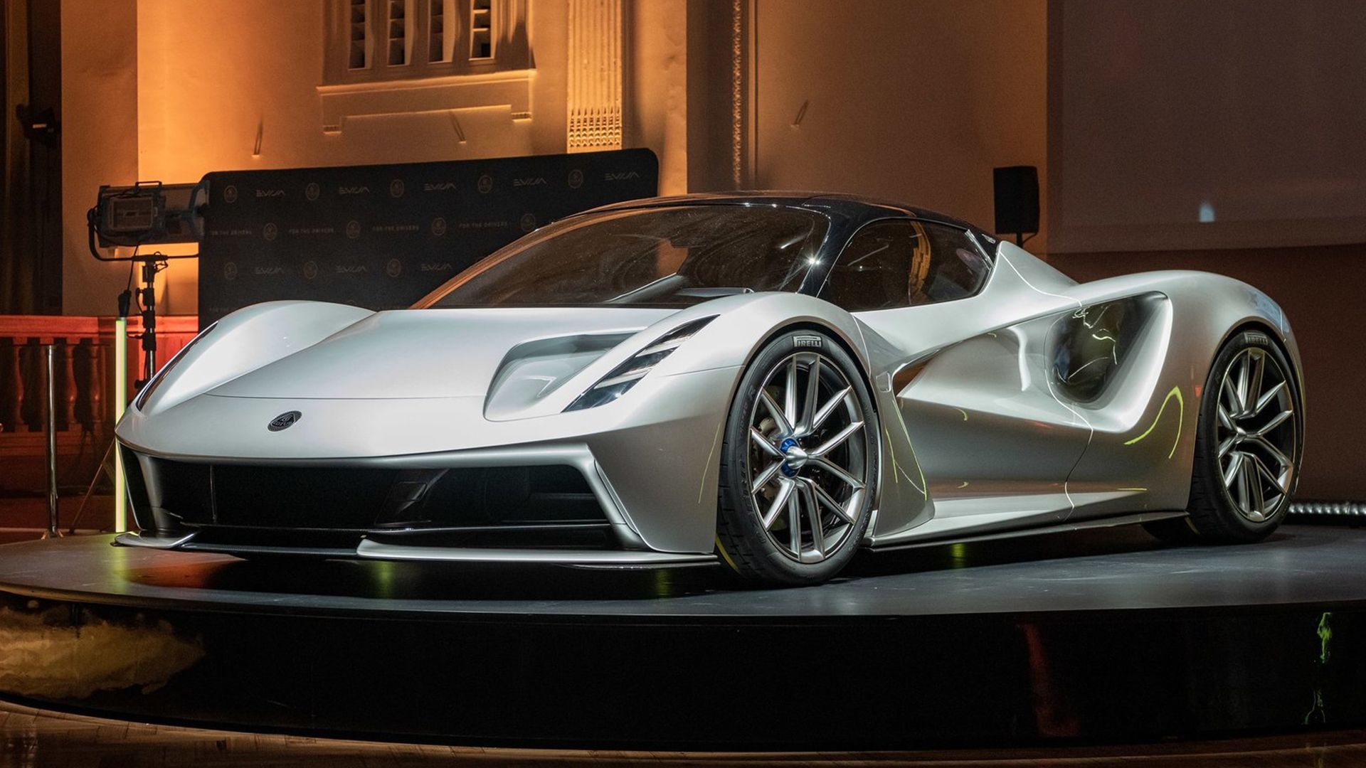 10 Electric Supercars That Aren't As Fast As The Tesla Model S Plaid