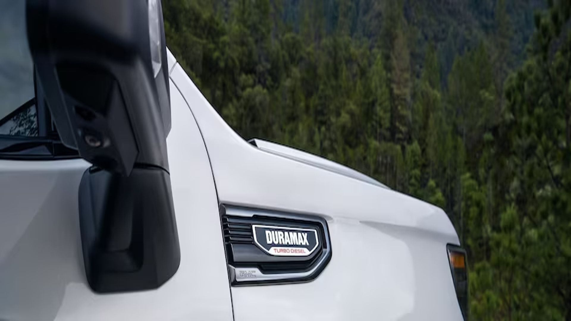 10 ways the duramax 3 0 liter diesel pushes gm trucks to a new level
