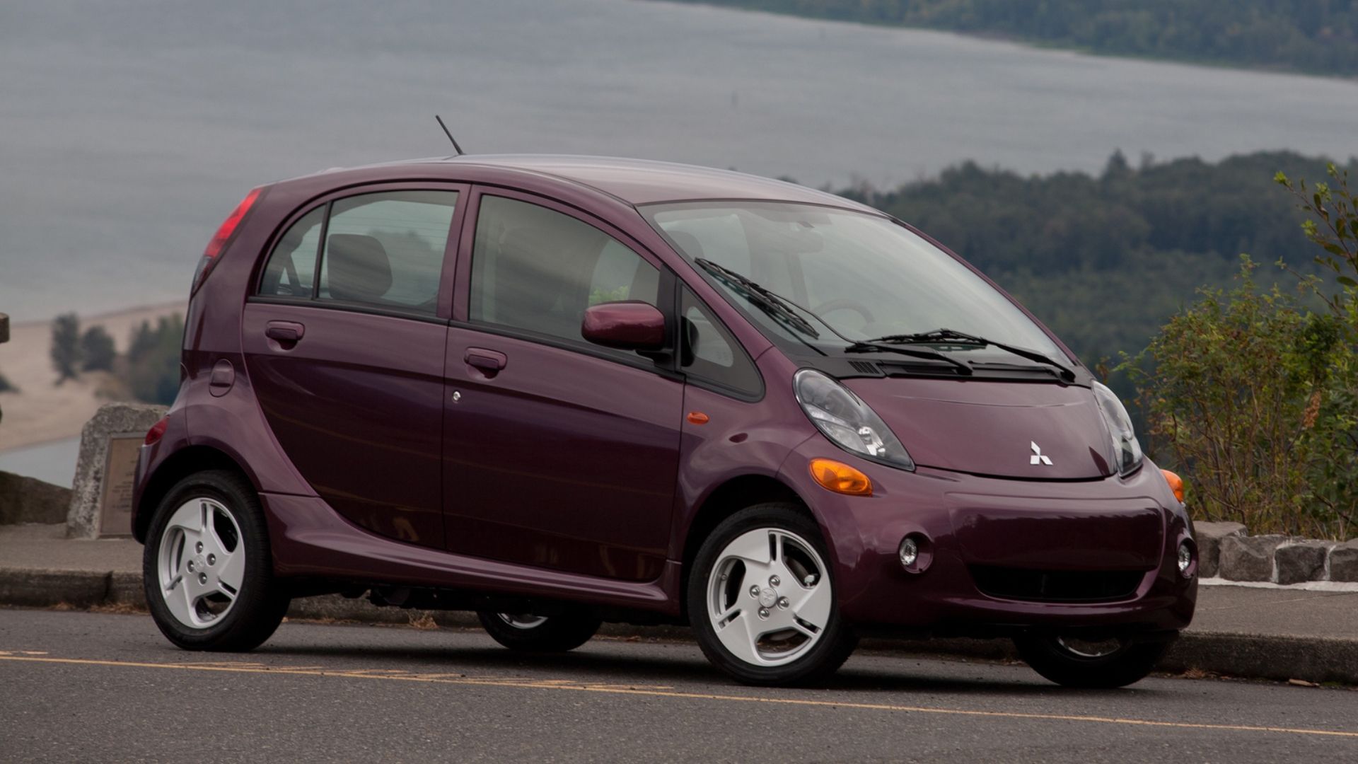 2012 Mitsubishi i-MiEV SE In maroon 