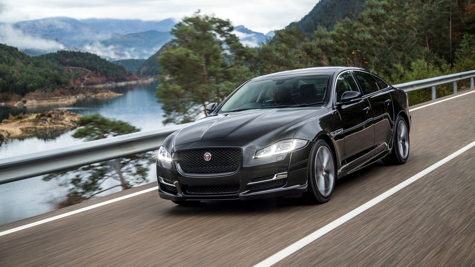 2012 Jaguar XJ