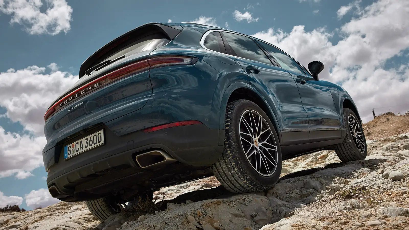 2024 Porsche Cayenne Turbo E-Hybrid 