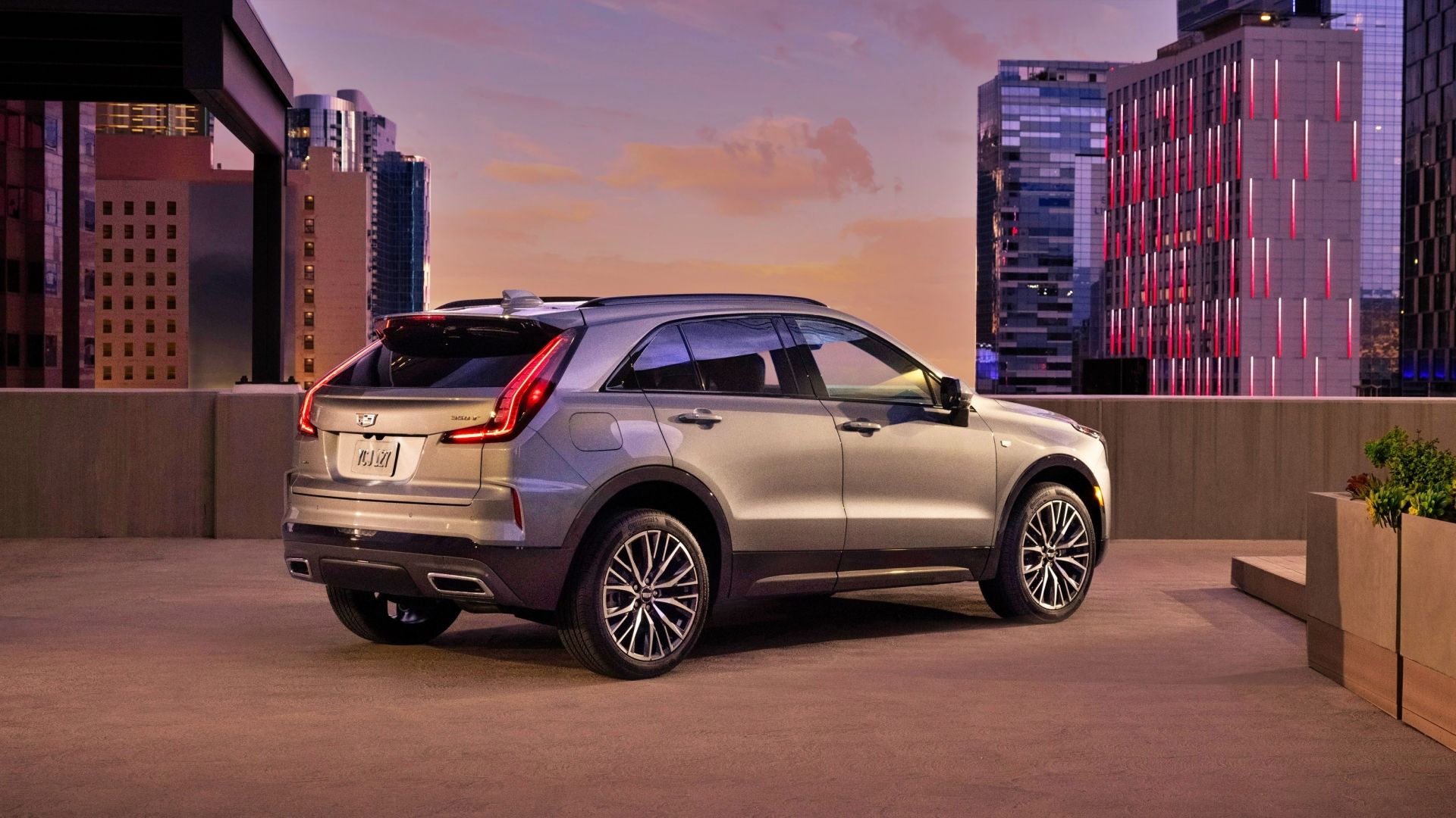 resize_2024-cadillac-xt4-106