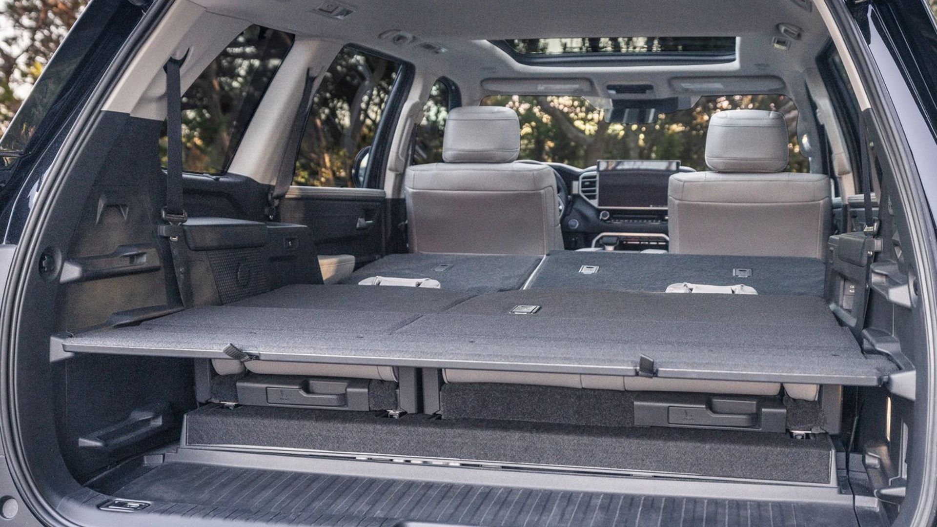 2023 Toyota Sequóia Híbrido