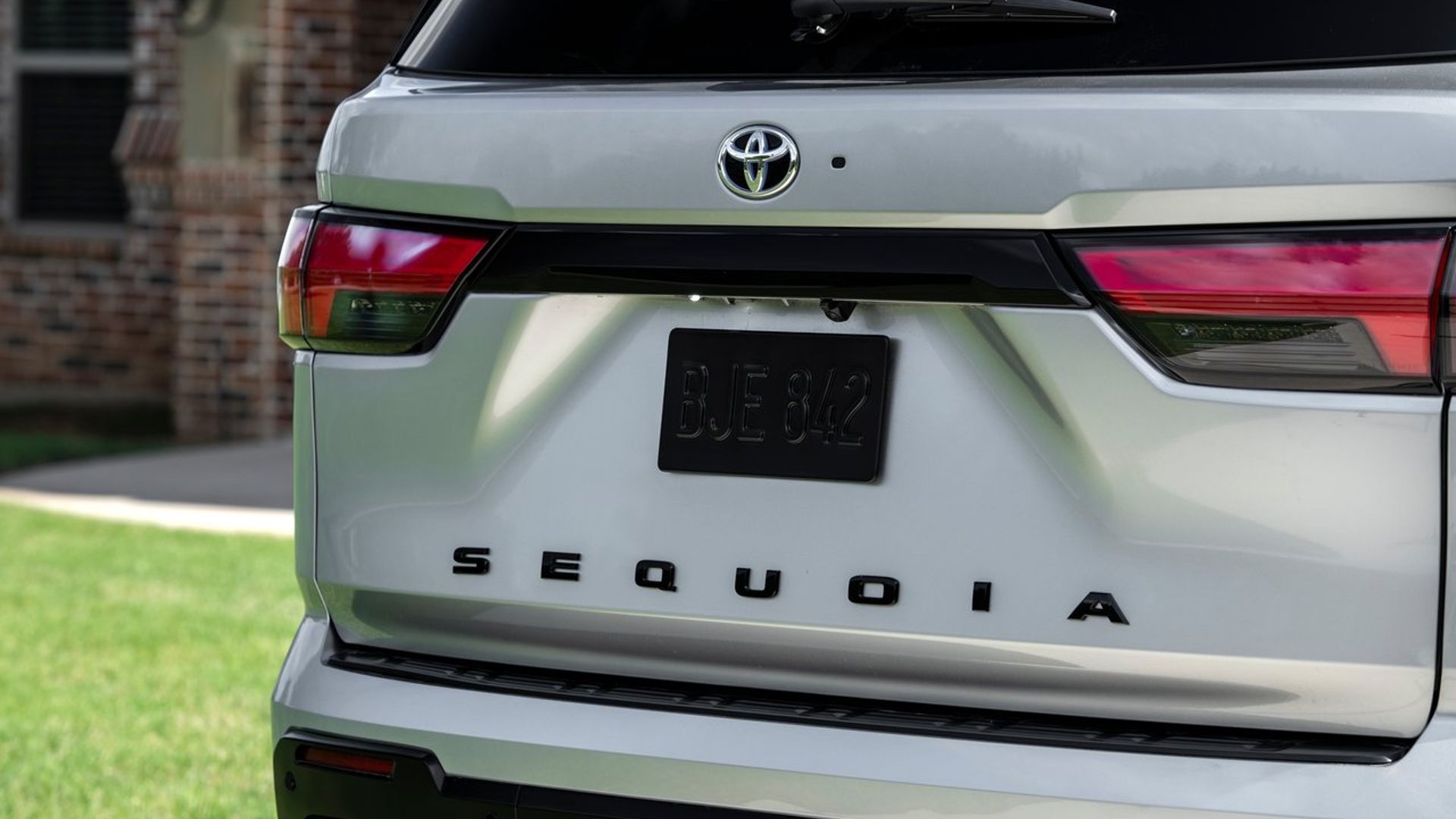 2024 Toyota Sequóia Híbrido