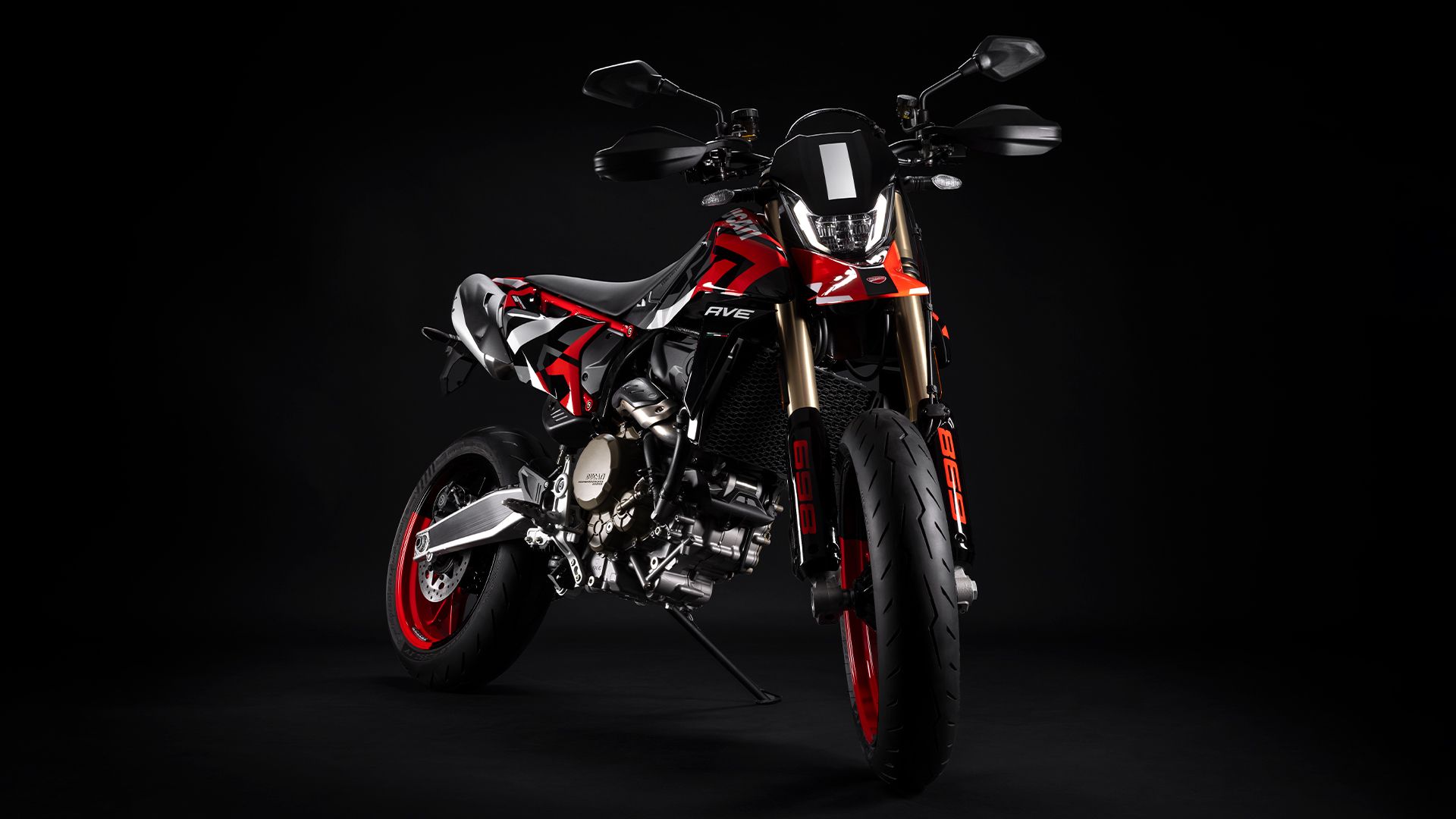 The 2024 Hypermotard 698 Is Ducati’s Newest Supermono Beast!