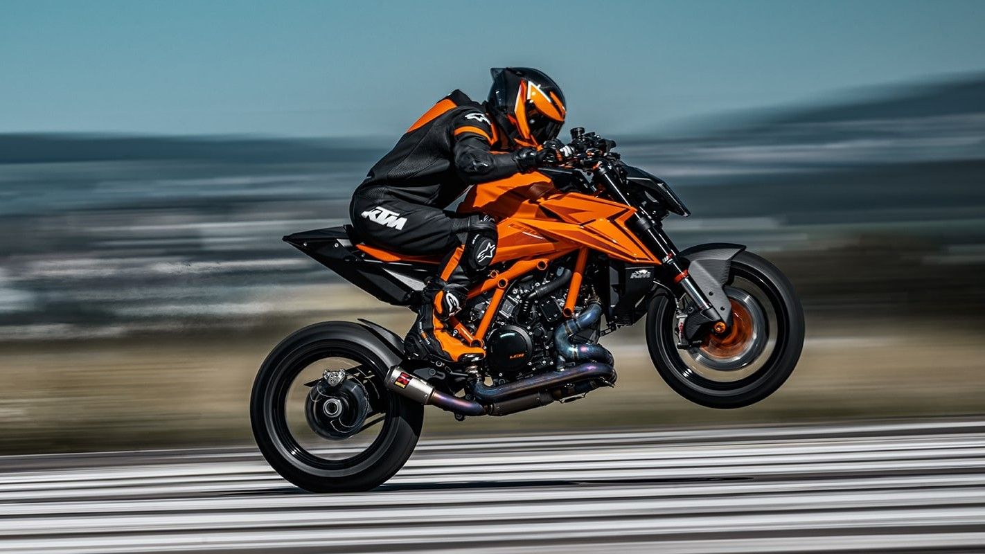 The 2024 KTM 1390 Super Duke R Is Here To Vandalize The Streets