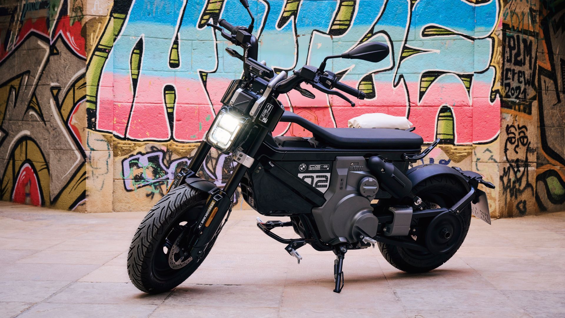 BMW CE 02 CE02 Electric Scooter-04