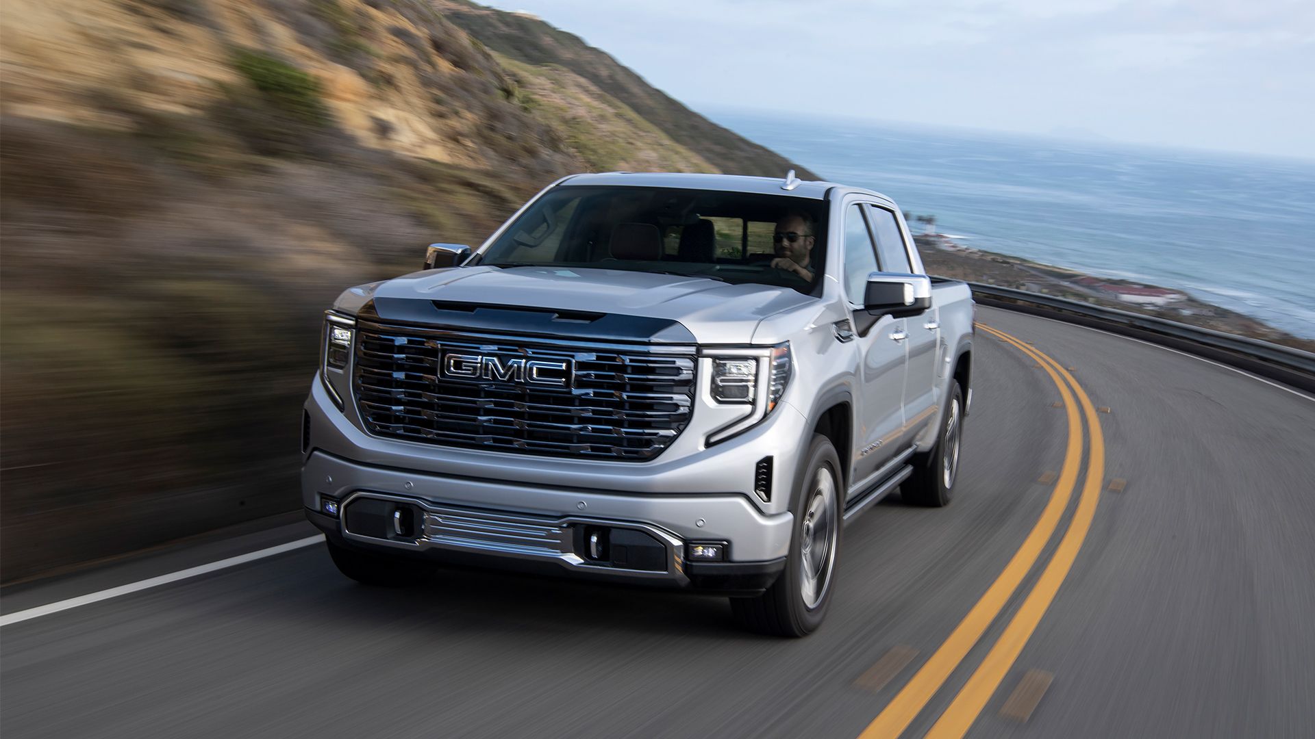 10 Ways The Duramax 3.0-Liter Diesel Pushes GM Trucks To A New Level