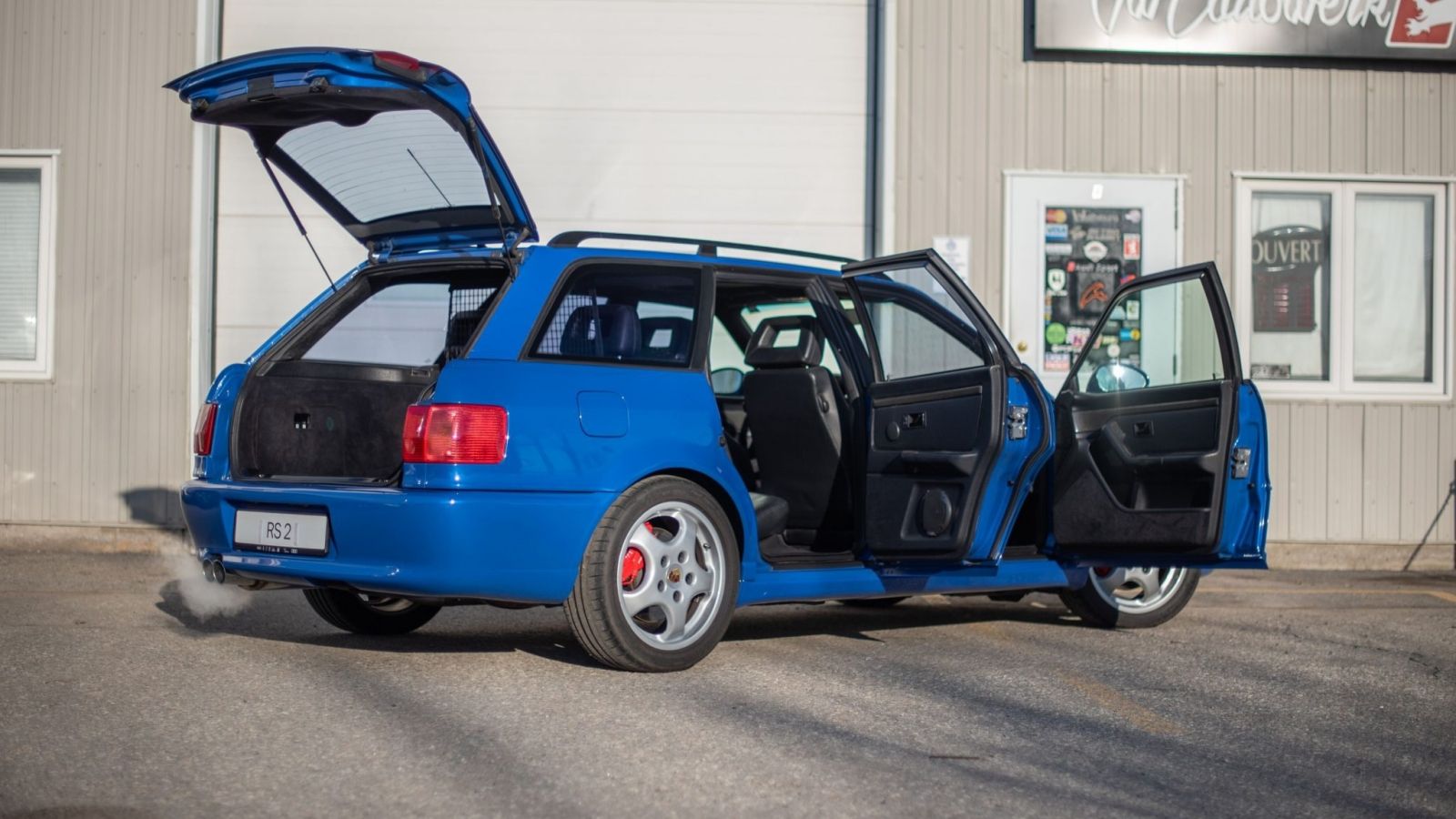 Azul 1995 Audi RS2