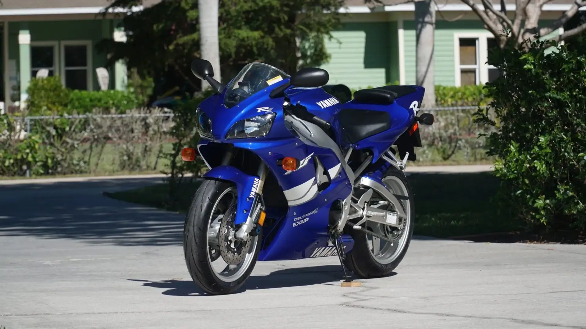 10 Classic Sports Bikes That Still Pack A Punch