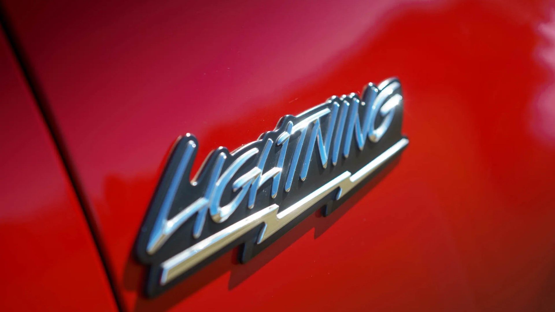 2004 Ford SVT Lightning F-150