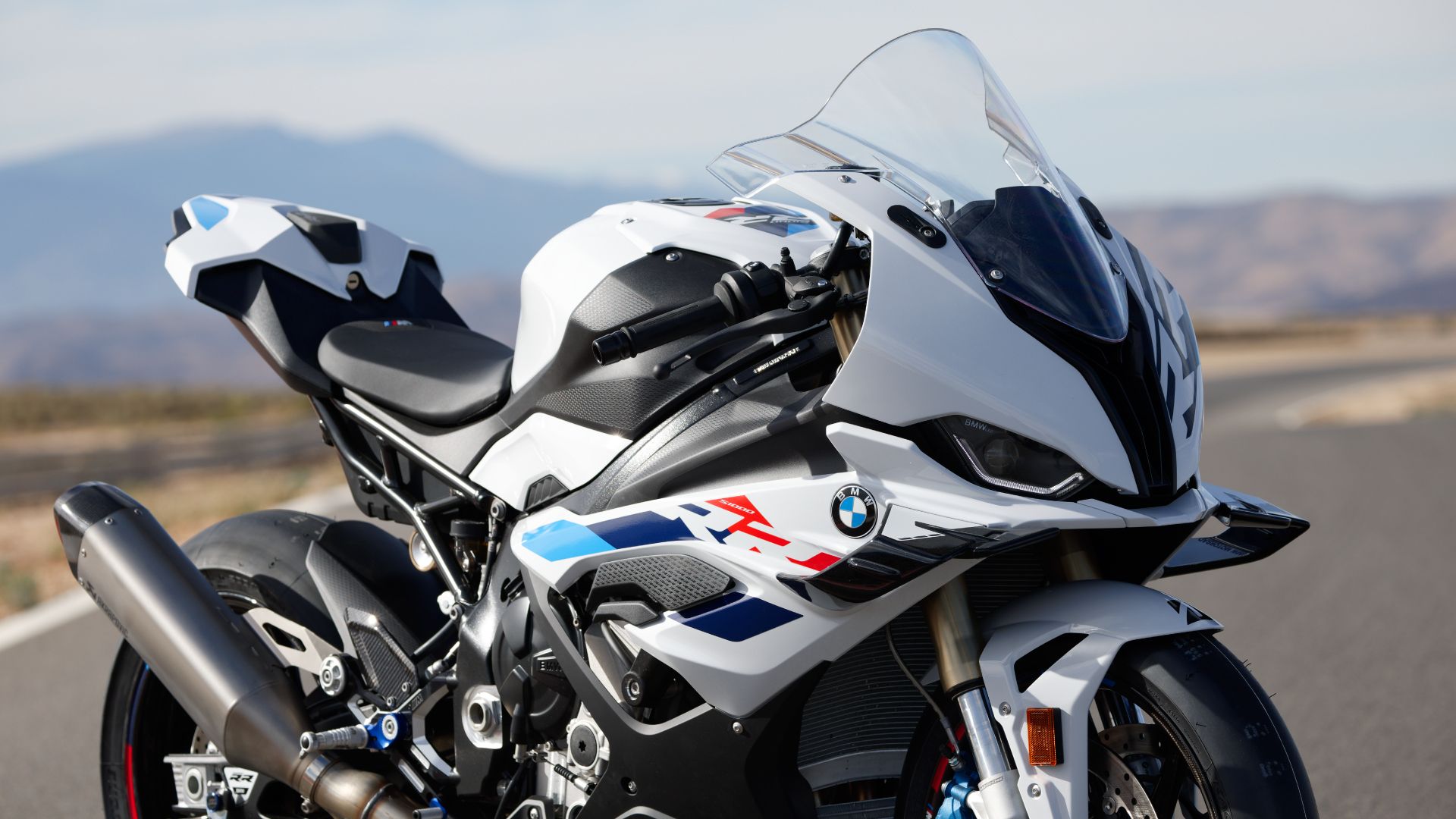2023 BMW S 1000 RR body panel close-up detail