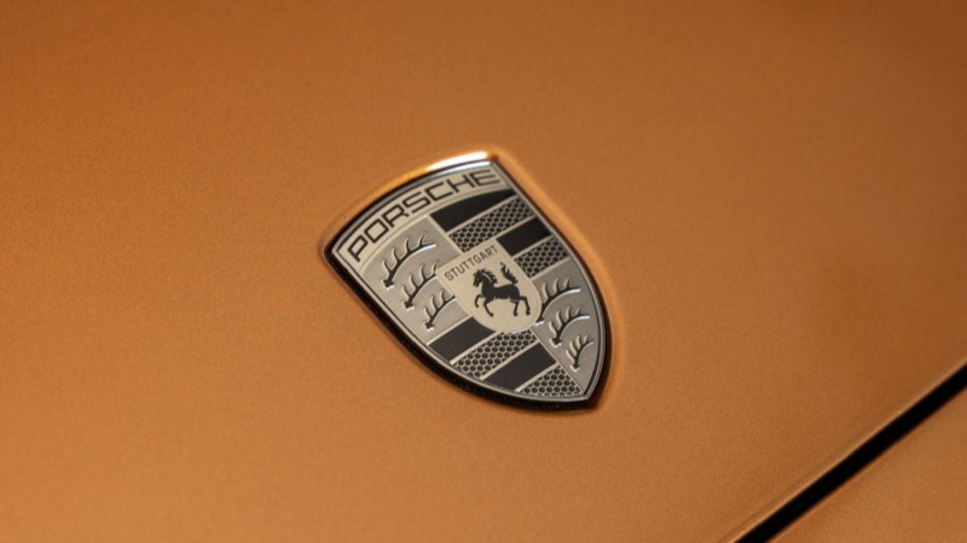 2024 Porsche Panamera E-Hybrid Crest