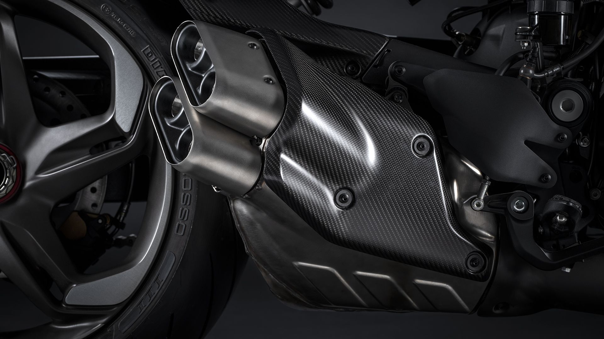 Ducati Diavel For Bentley Exhaust