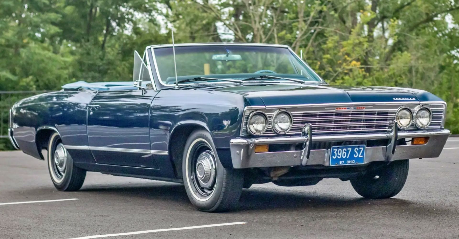 Blue 1967 Chevrolet Chevelle Malibu 