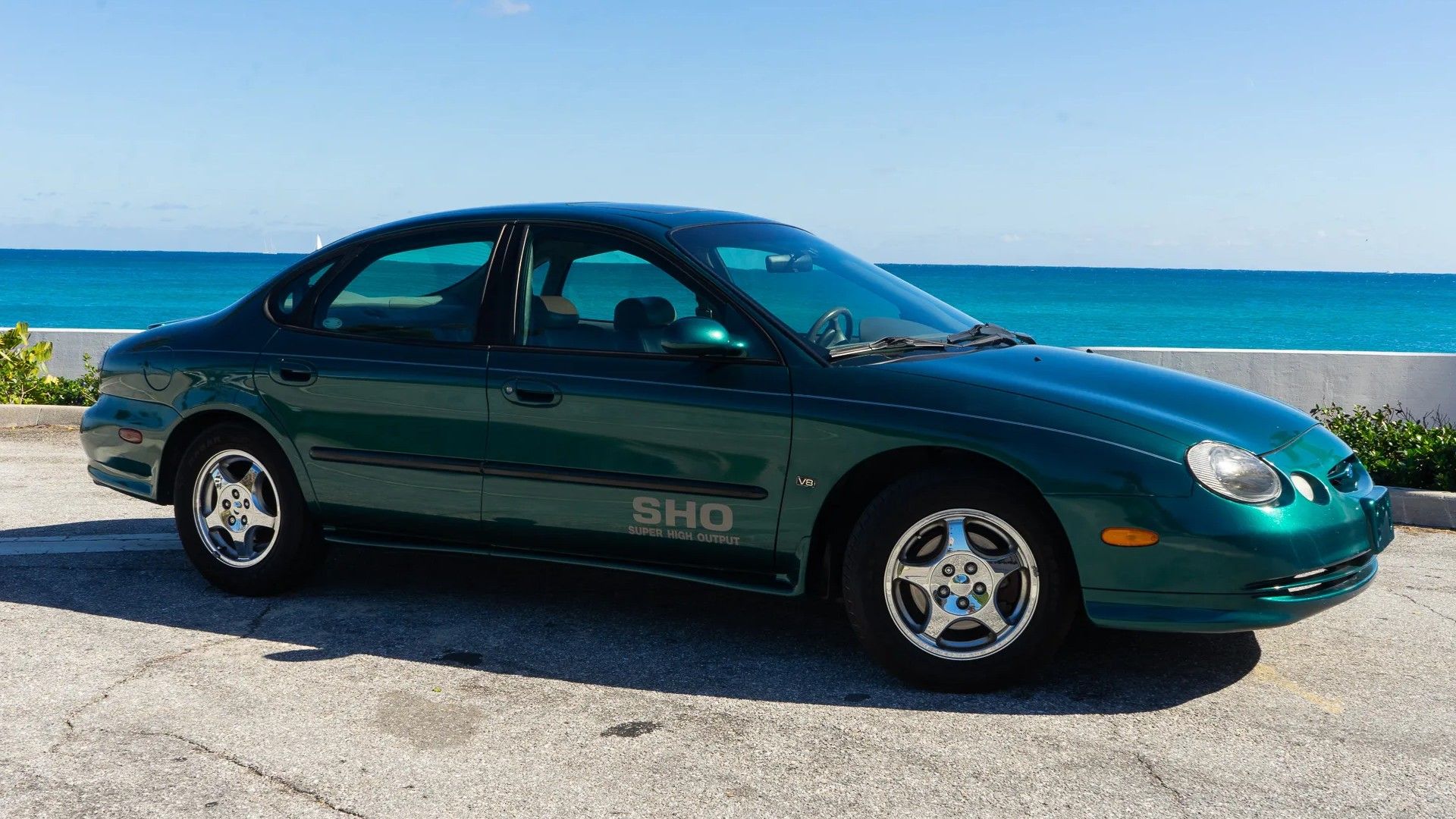 Green 1997 Ford Taurus SHO