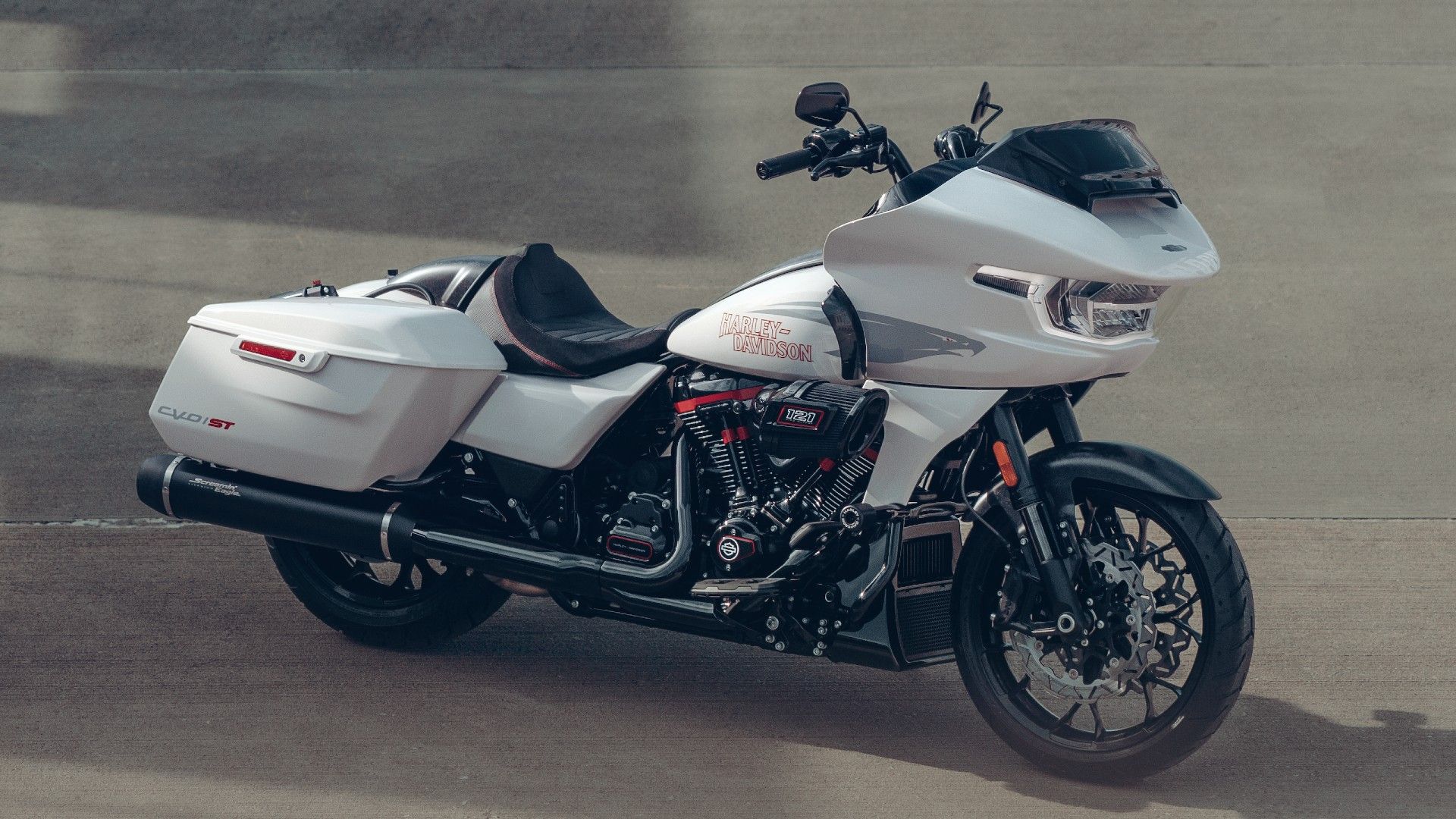 2024 Harley-Davidson CVO Road Glide ST White Full