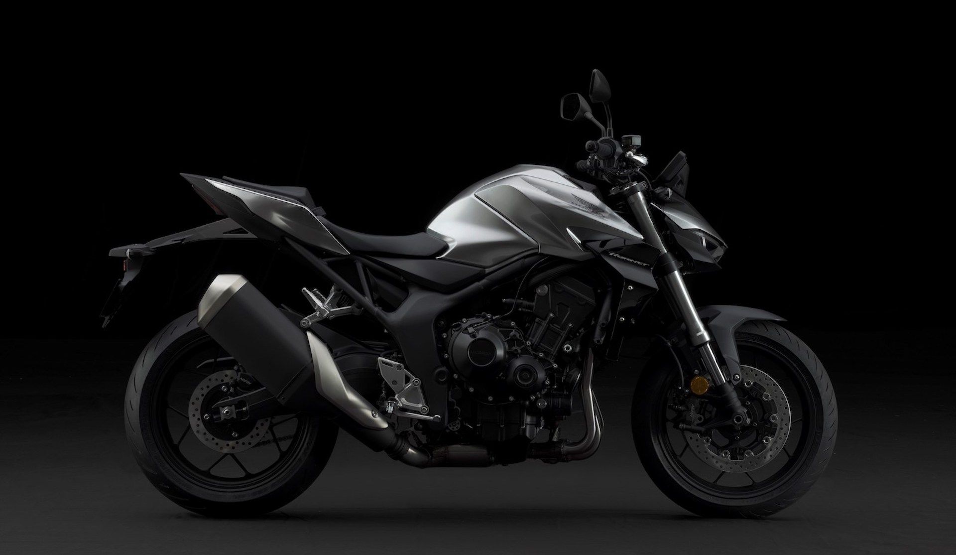 2024 Honda CB1000 Hornet studio shot