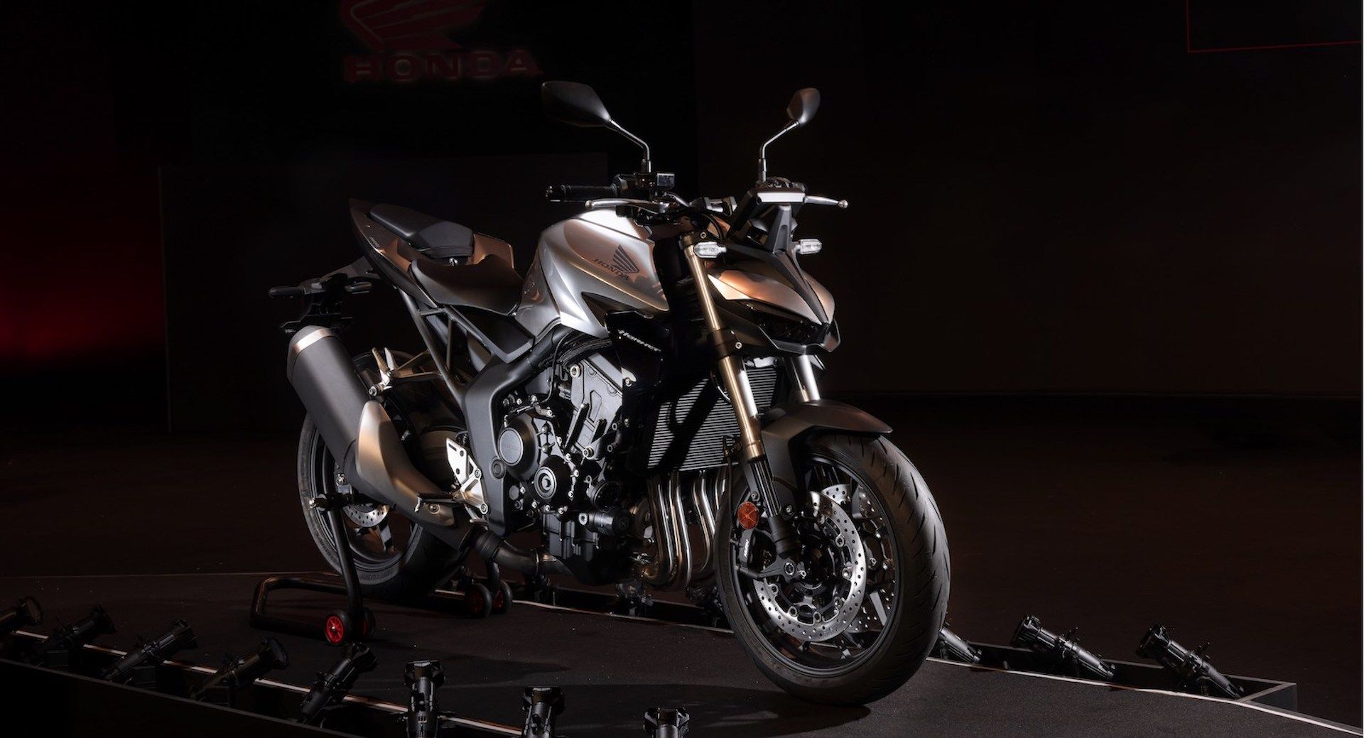 2024 Honda CB1000 Hornet studio shot