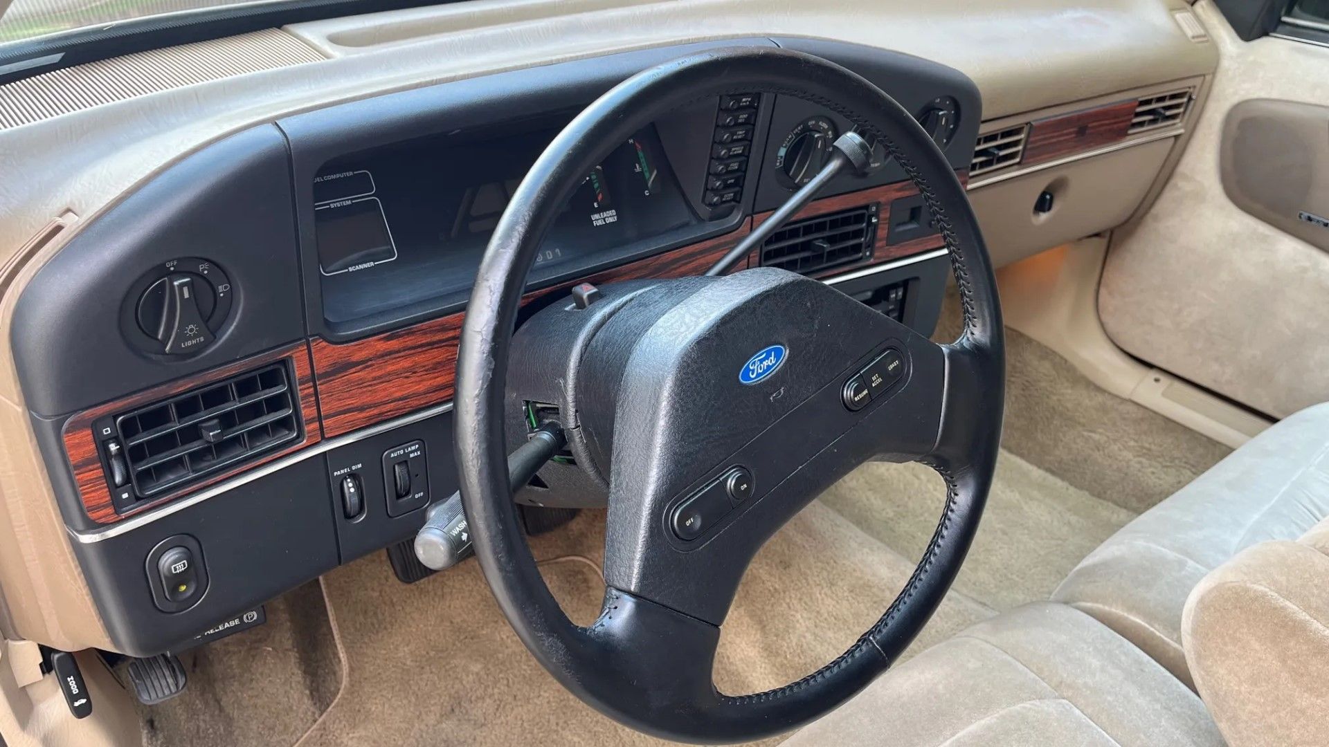 1987 Ford Taurus Wagon