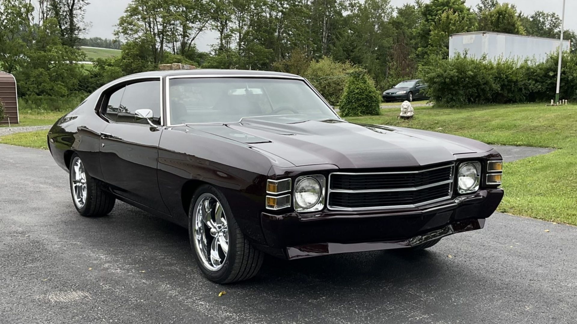 1971 Chevrolet Chevelle in black front and side view