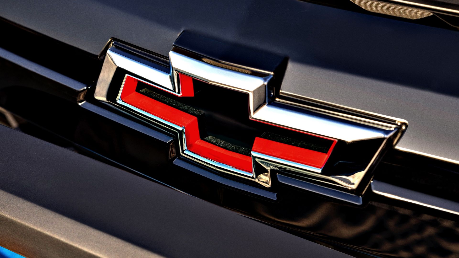 Red and black Chevrolet flowtie badge