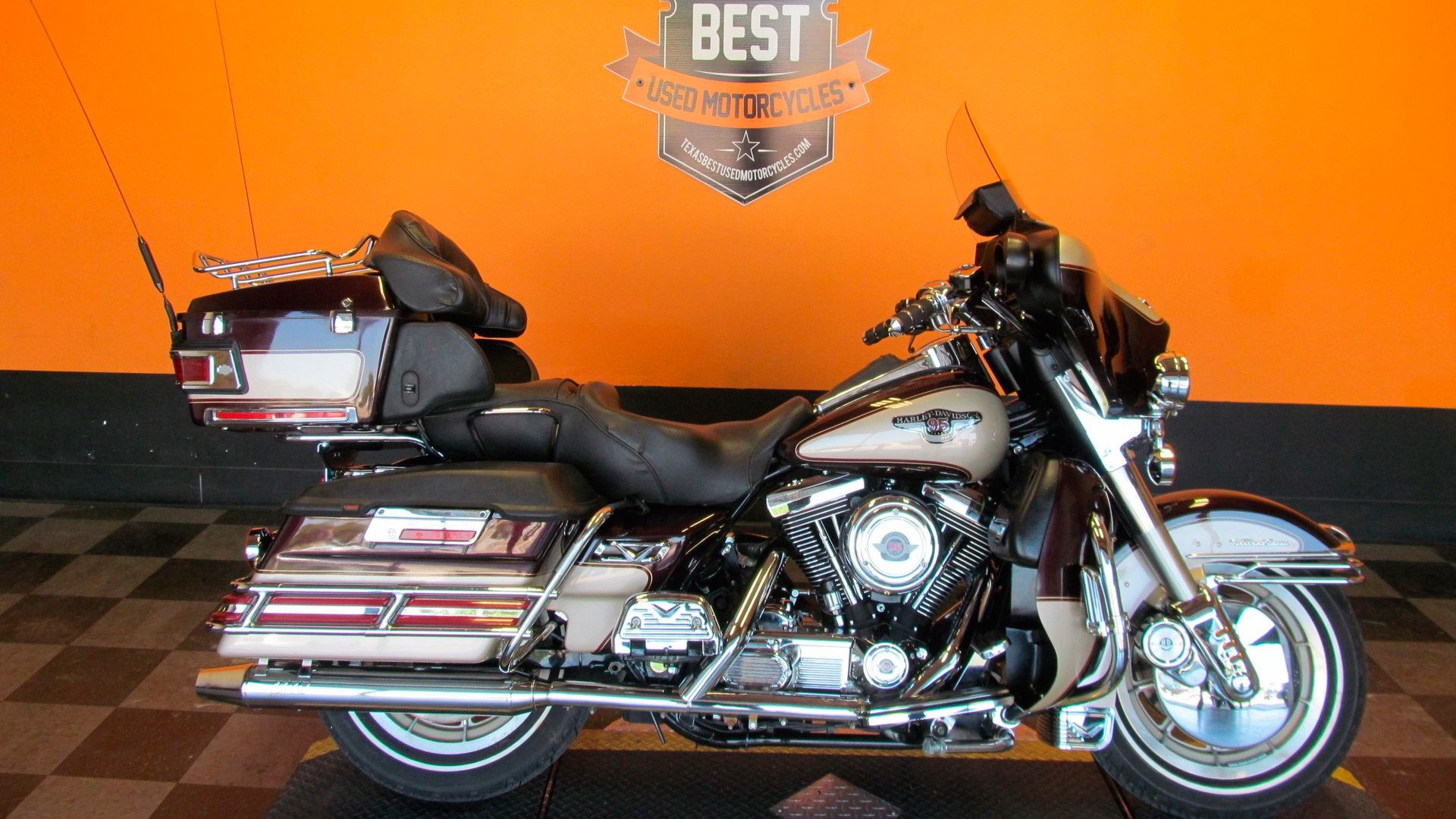 1998-Ultra-Classic-Electra-Glide-Anniversary-Edition