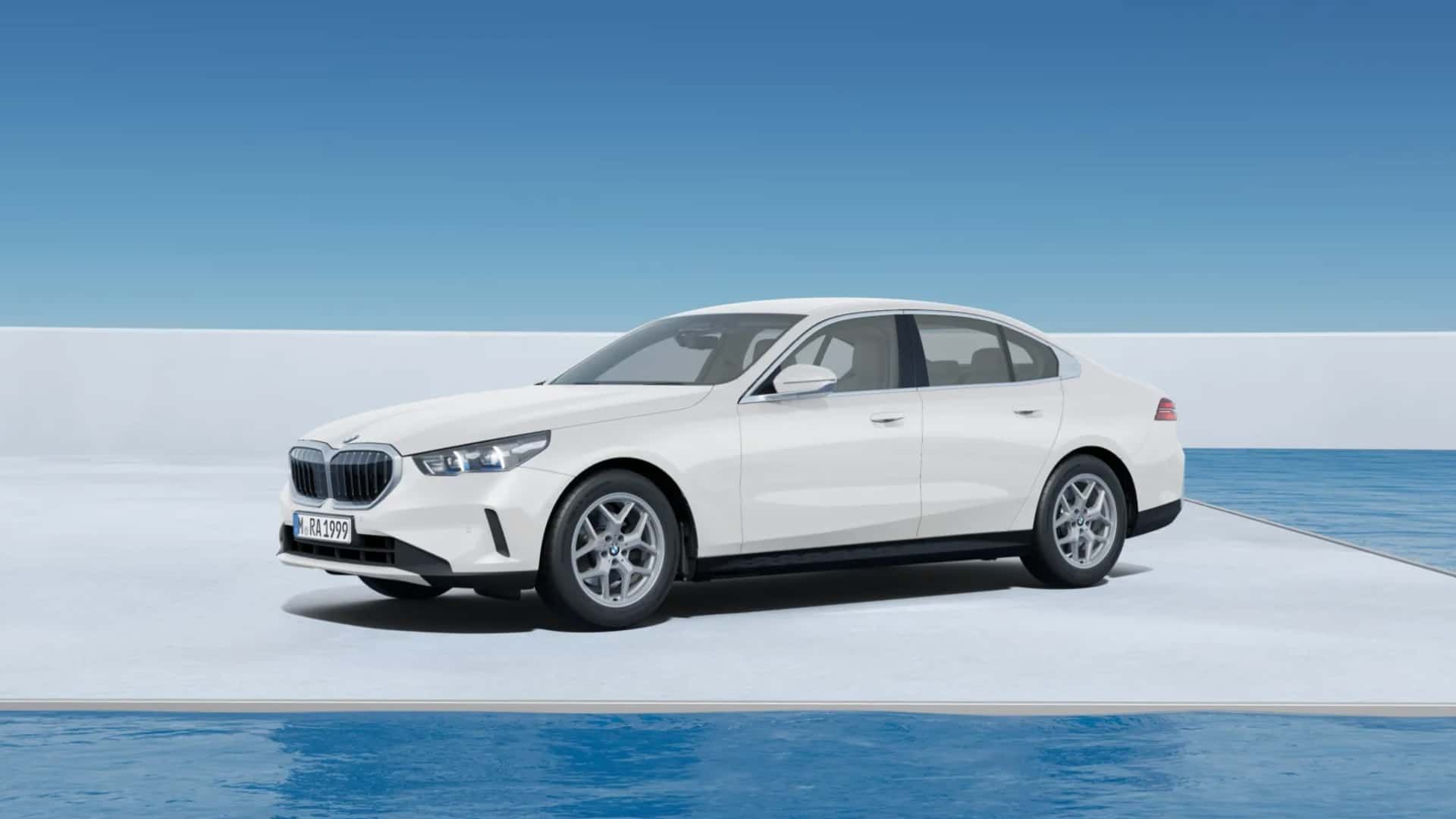 White 2024 BMW 5 Series